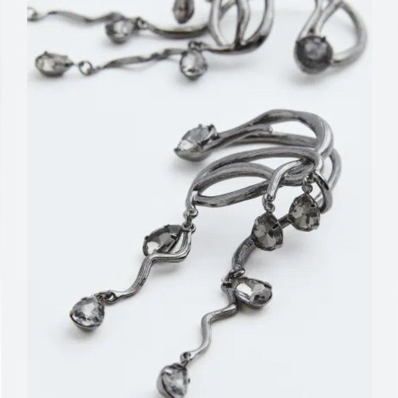 H&M Innovation Design Ear Cuffs - Picture 3 of 3